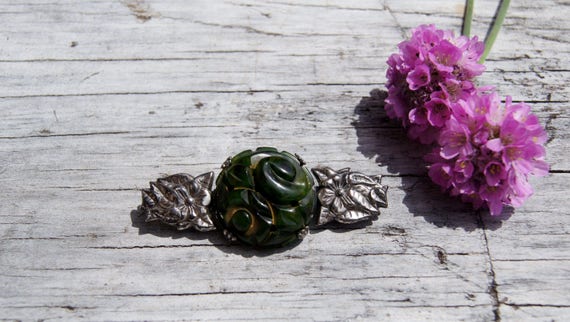 1930's Green Carved Bakelite Bar Brooch