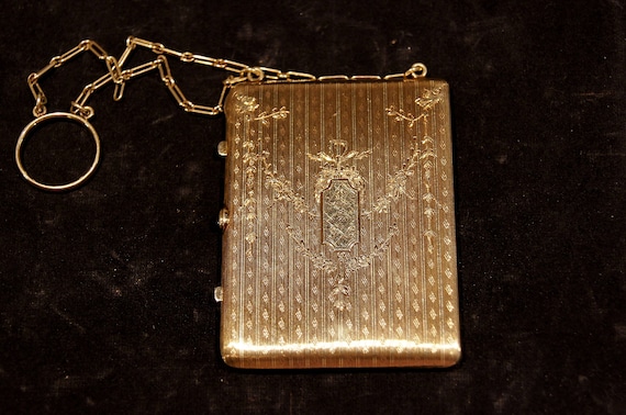 Tiffany & Company Victorian 14K Gold Compact Chat… - image 1