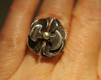 Modernist Silver Flower Ring