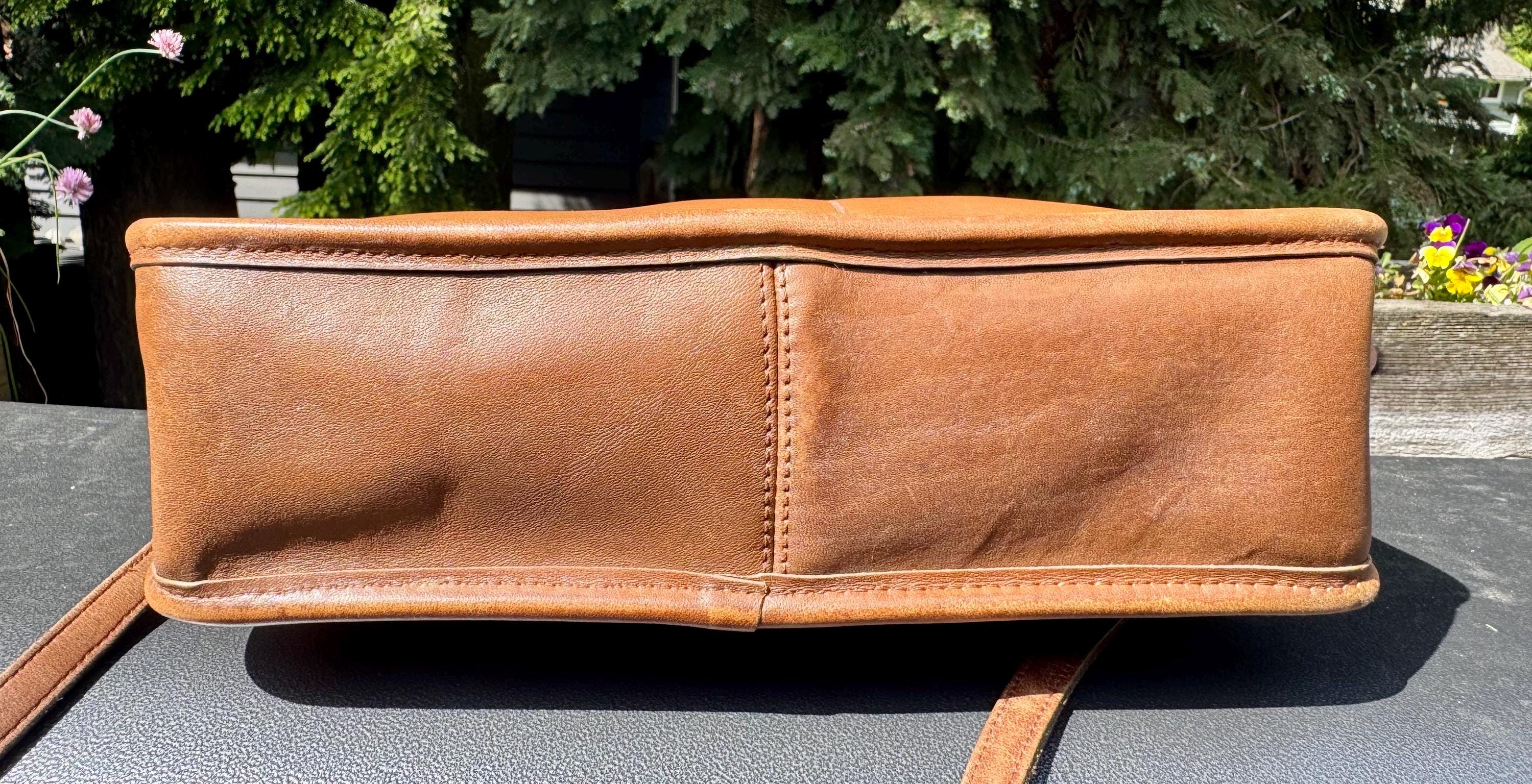 Vintage Coach Companion Bag NYC Saddle Leather - Etsy