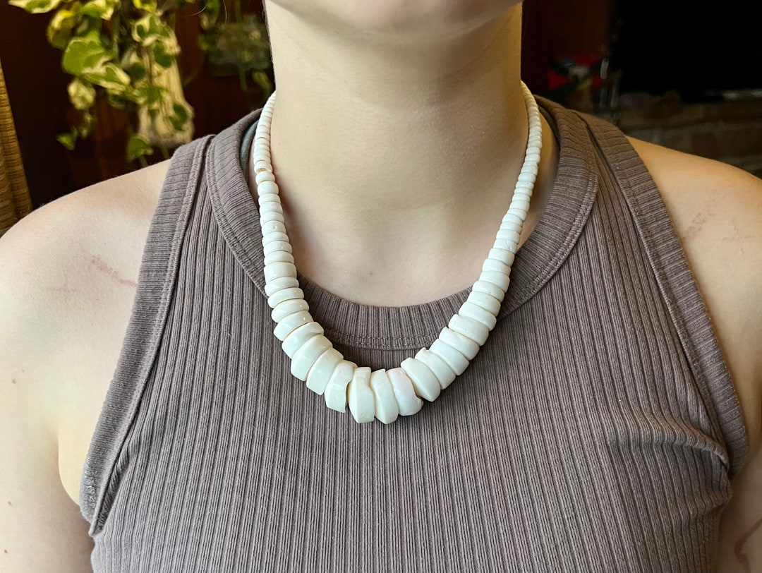 Big puka shell best sale necklace
