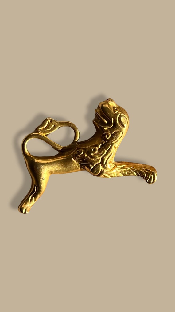 MMA Gold Lion Foo Dog Brooch Pin - image 6