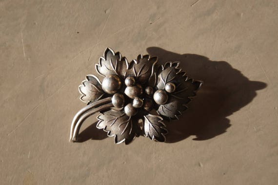 Sterling Silver Grape Leaf Brooch - image 4