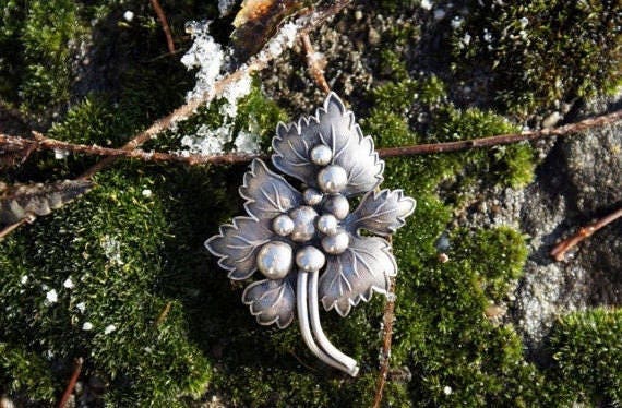 Sterling Silver Grape Leaf Brooch - image 3