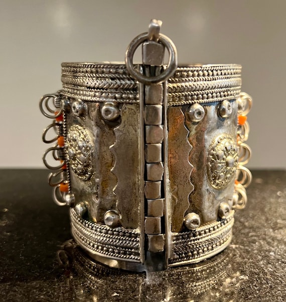 Middle Eastern Berber Bedouin Silver Shell Coral … - image 6