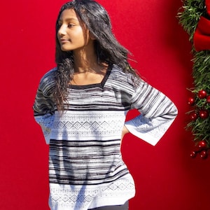 70&#39;s Boho Bell Sleeve Space Knit Sweater