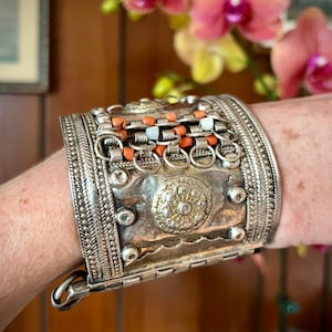 Middle Eastern Berber Bedouin Silver Shell Coral Beaded Cuff Bracelet