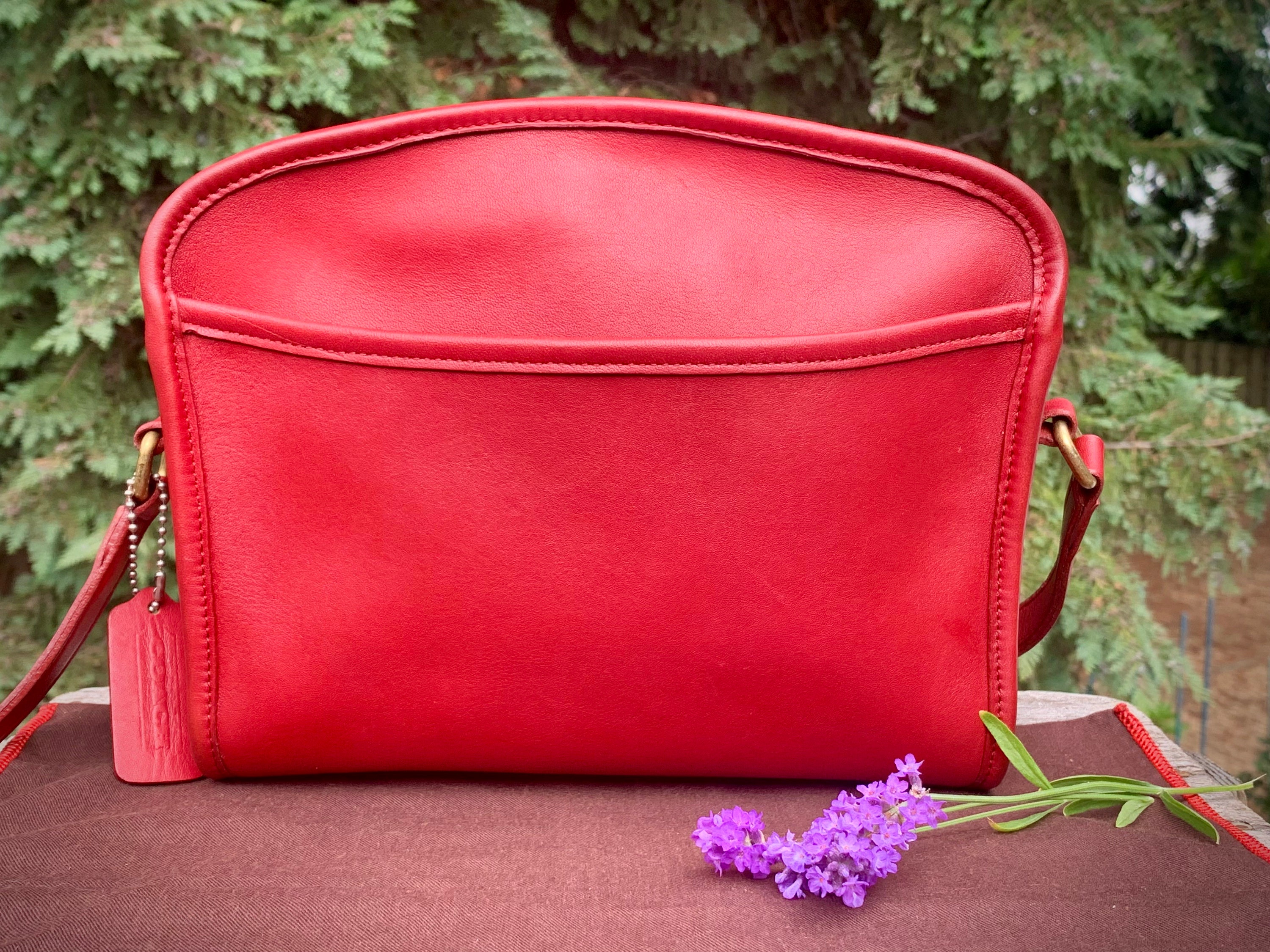 Leather crossbody bag Coach Red in Leather - 34306569