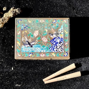 Cinese Cloisonne Brass Wood Black Bird Cigarette Box