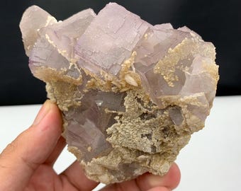 Ejemplar de fluorita fantasma púrpura: mineral de Baluchistán, Pakistán (533 gramos)