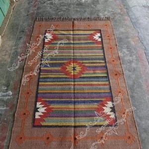Handwoven Wool Jute Kilim Rug: Boho Home Decor (5x8 ft.)
