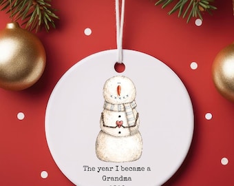Adorno personalizado de muñeco de nieve "El año en que me convertí en abuela 2026" / GiGi, Nana, recuerdo, regalo