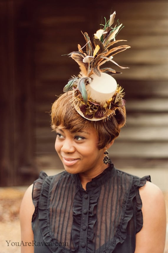 Items similar to Cream Steampunk Mini Top Hat - LA FEMME ...