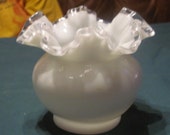 Vintage Fenton Silver Crest Milk Glass Vase ( )