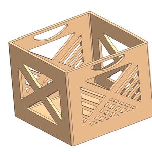 Könnte beinhalten: Eine hellbraune Holzkiste mit ausgeschnittenen geometrischen Designs an den Seiten. Die Kiste hat Griffe an der Oberseite und ist mit Dreiecken, Rechtecken und diagonalen Linien gestaltet. Die Kiste ist ein Aufbewahrungsbehälter.