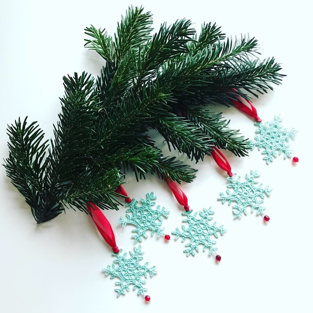 10 cotton crochet snowflake christmas decorations on red silk | Etsy