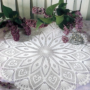 Pattern of round circle filet crochet lace cotton white floral table cloth runner peaks vintage retro 62cm