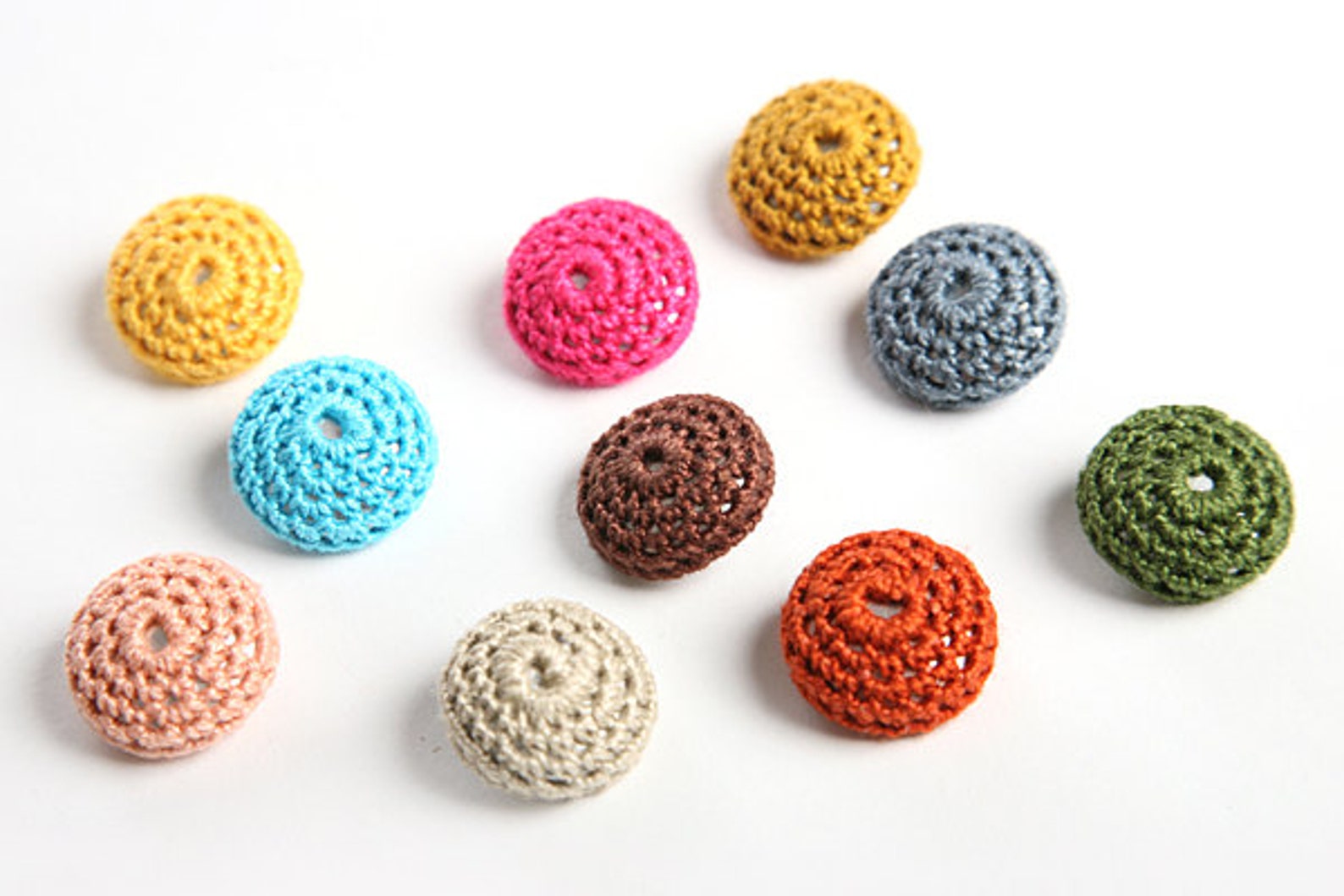 10 Metal Round Crochet Buttons for Jewelry, Necklase Making, Baby