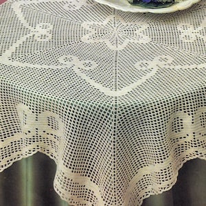 Pattern of Valentina 1995-02_17 filet crochet lace table cloth runner floral star round roses