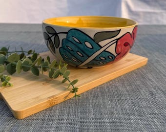 Cuenco de cerámica floral pintado a mano / Cuenco artesanal para servir / Vajilla colorida / Regalo para el hogar