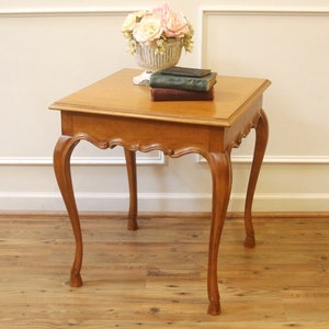 Vintage Italian Style Light Wood Square End or Side Table