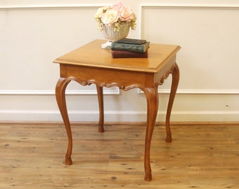 Vintage Italian Style Light Wood Square End or Side Table