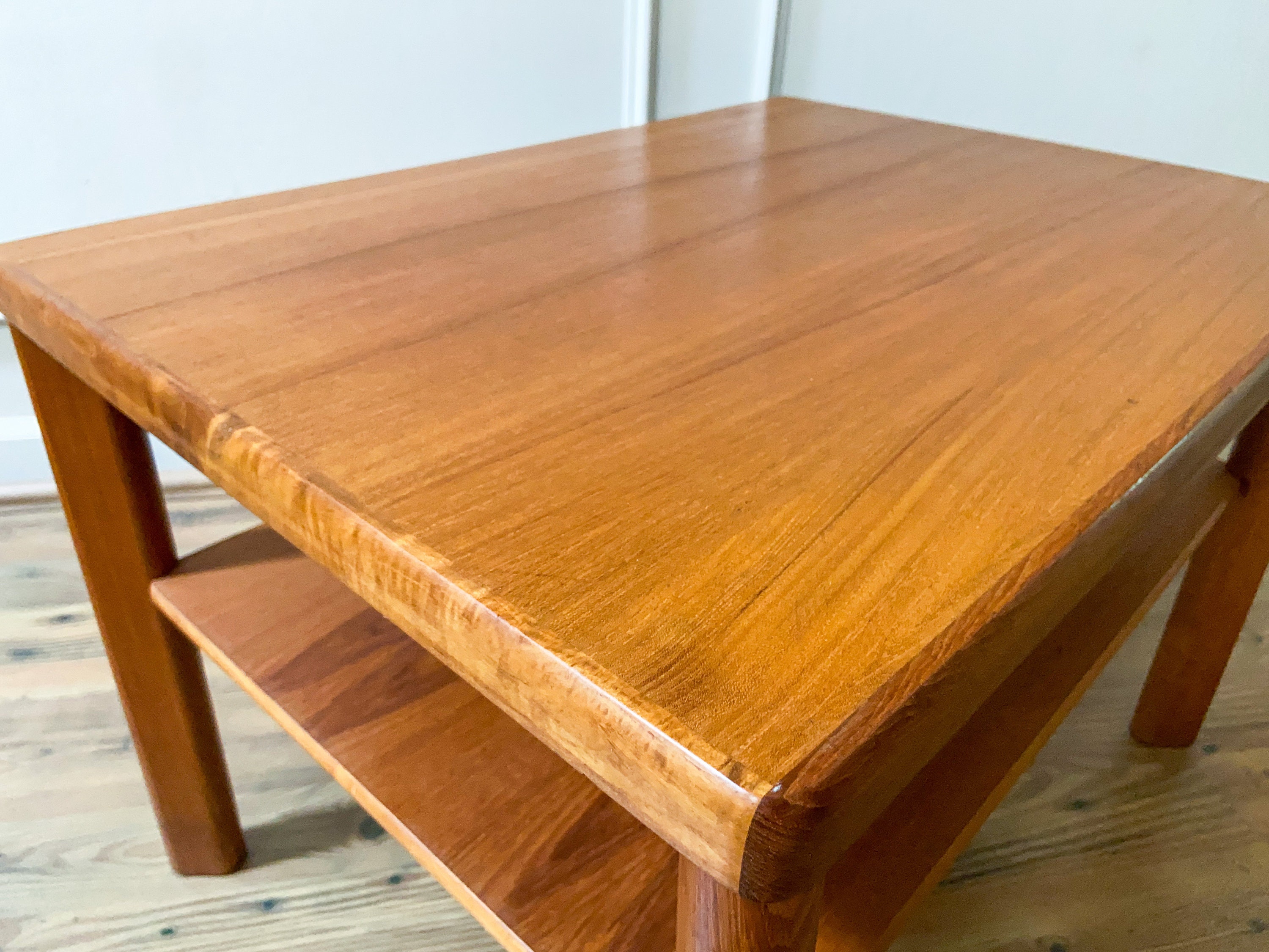 北の椅子と Teak×Beech Coffee Table Vintage Kang Style Chinese Teak