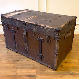 Antique Ornate Large Travel Trunk, Steamer Trunk, Late 19th Century.