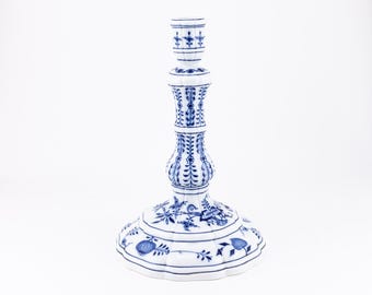 Antique 19th century Meissen Porcelain Blue Onion Pattern Blue and White Candlestick