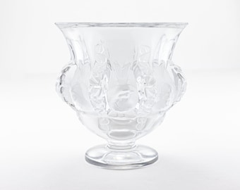 Lalique Vase Mid-Century France, Dampierre, Flora and Fauna in Clear and Satin Crystal