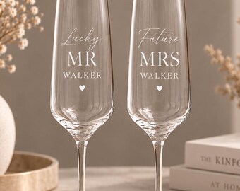 Future Mrs & Lucky Mr Champagne Flutes | Personalised Engagement Gift for Couple | Engaged Couple Glasses | Future Mrs Gift