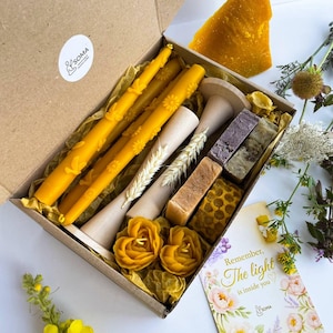 Christmas Beeswax Candle Gift Box, Winter Self Care Spa Set for Her