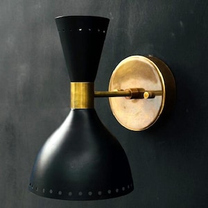 Aplique de pared de latón de mediados de siglo personalizado / Aplique de pared italiano / Lámparas de pared estilo Stilnovo con 2 bombillas