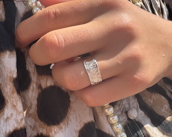 Handgemaakte sterlingzilveren ring | Gehamerde bandring 925 | Open verstelbare duimring | Zilveren ring met hamerafwerking