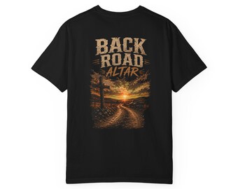 Camiseta con diseño de cruz y atardecer en Back Road Altar / Cruz