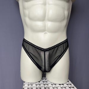 Sexy Men&#39;s Mesh Briefs with Lace Male Lingerie Femboy Panties Sissy Underwear Gift for Him Transparent panties for men sin differnt color