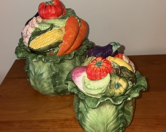 Set Of 2 Cabbage-shaped Canisters W/Lids Of Vegetables. Cabbage Ware.  VTG.
