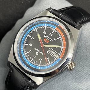 Classic Vintage Refurbished Seiko 5 Automatic Day/Date Men&#39;s Wrist Watch