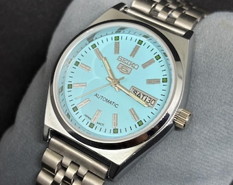 Klassische Vintage Überholte Seiko 5 Automatik Day/Date Herrenarmbanduhr