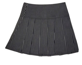 Hoerev Women's High Waist Pleated Tennis Skirt With Shorts - Black Stripes Size 12