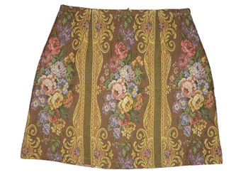 tapestry skirt / skirt tapestry / floral tapestry skirt / floral skirt / beautiful skirt / skirt with flowers / skirt with florals / rojas