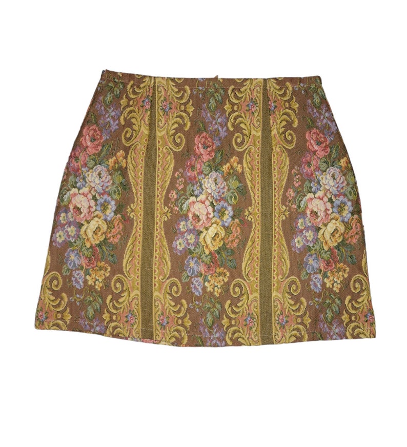 tapestry skirt / skirt tapestry / floral tapestry skirt / floral skirt / beautiful skirt / skirt with flowers / skirt with florals / rojas image 1