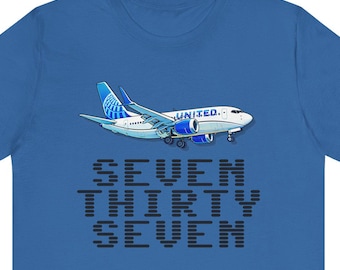 United Airlines 737 T-Shirt For Pilot Gift For Aviation Enthusiast Shirt For Plane Spotter Tee For AvGeek Apparel Airplane Shirt Boeing 737