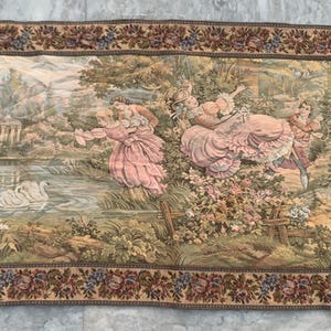 French Pictorial Tapestry: Vintage Wall Hanging, Romantic Home Decor (100x56 cm)