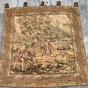 French Pictorial Tapestry: Vintage Hunting Scene Wall Hanging (85x85 cm)