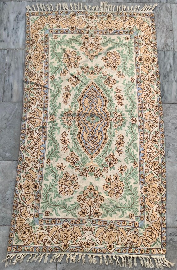 ラグ・カーペット vintage rug, 219 Aubusson Vintage French Aubusson Style Rug: Chain Stitch Needlepoint Rug