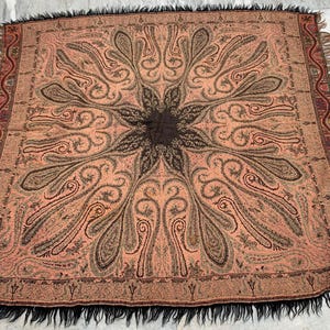 4x4 Vintage Paisley Wool Shawl Scarf: 128x120cm