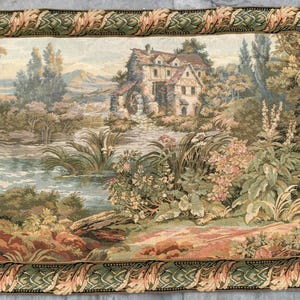 French Pictorial Tapestry: Vintage Jungle View Wall Hanging (81x58 cm)
