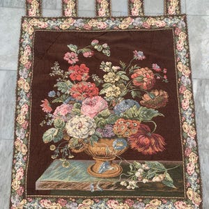 Vintage French Tapestry: Floral Wall Hanging, Home Decor (105x70 cm)