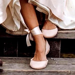 Wedding Shoes for Brides, Bridal Flats in Blush, Ballet Flats with Ribbons, Leather Low Heel Shoes・Luna in Blush